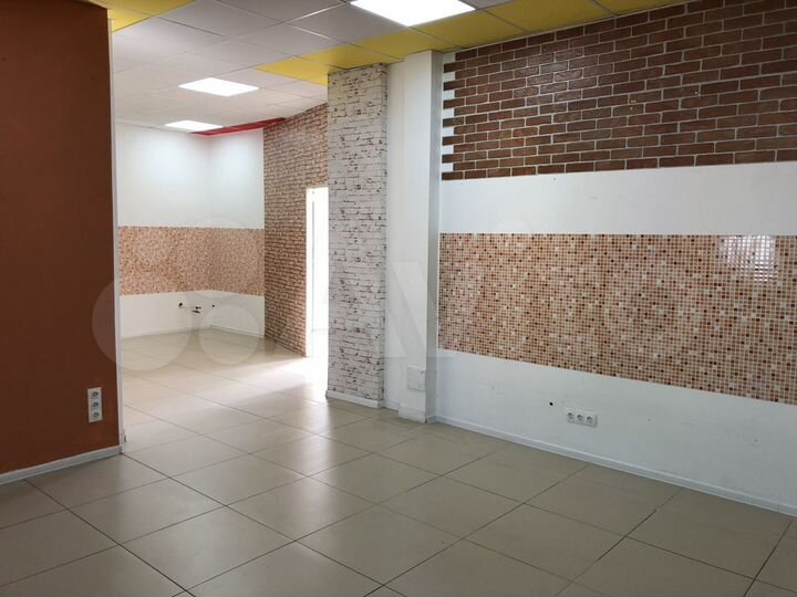 Торговая площадь, 75 м²