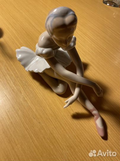 Фарфоровая статуэтка «Балерина-принцесса»