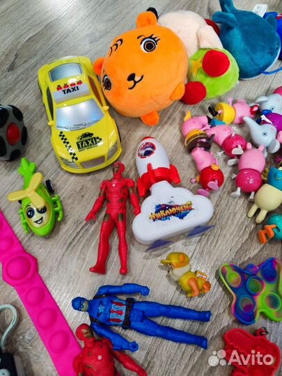 Развивающие игрушки пакетом