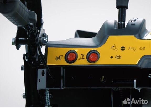 Снегоуборщик champion BS ST1170