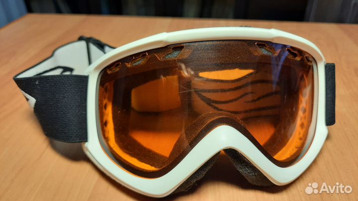 Маска горнолыжная