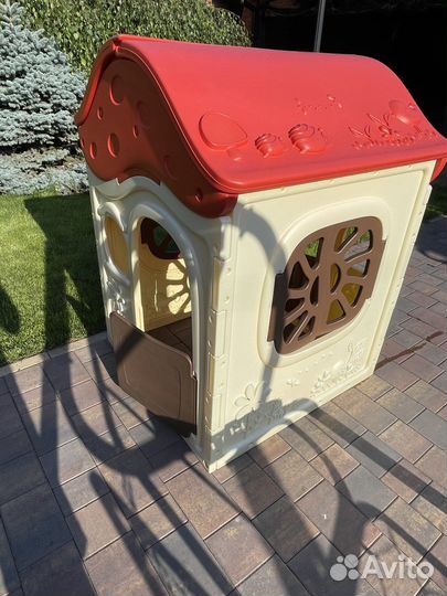 Продается детский пластиковый домик