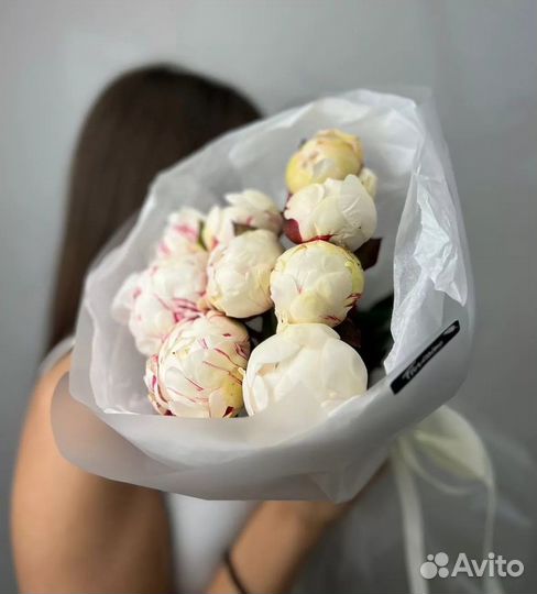 Пионы букет