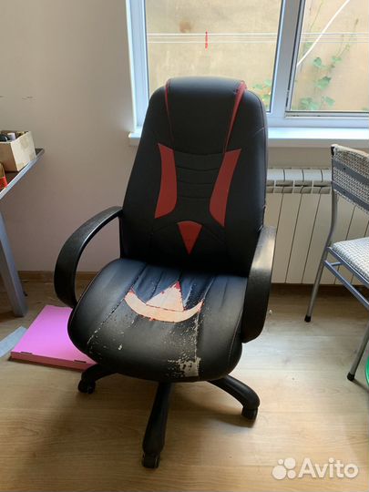 Компьютерное кресло