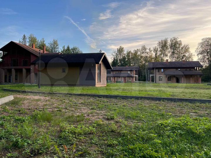 Дом 964,6 м² на участке 20000 м² (Белоруссия)