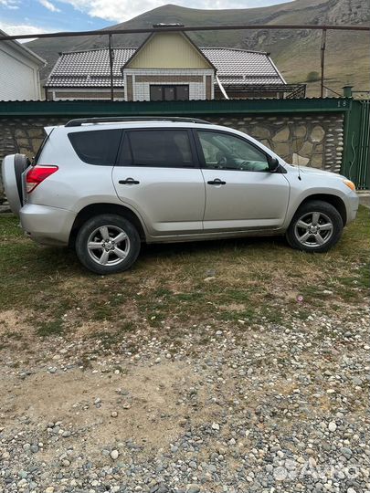 Toyota RAV4 2.0 AT, 2006, 280 000 км