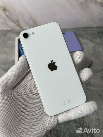 iPhone SE (2020), 64 ГБ