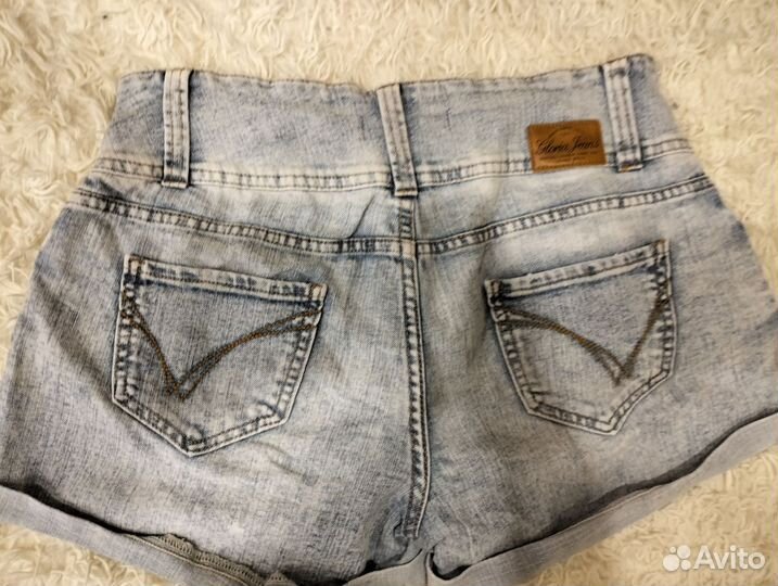 Джинсовые шорты