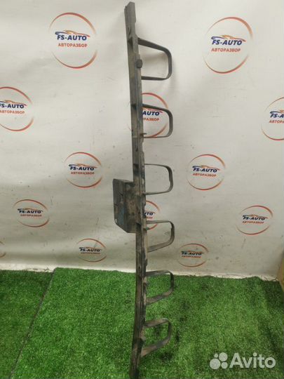 Усилитель бампера Ford C-Max хетчбек 1.6 jqda 2011