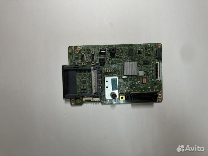 Майн плата BN41-01702A от тв Samsung UE32D4003 с р
