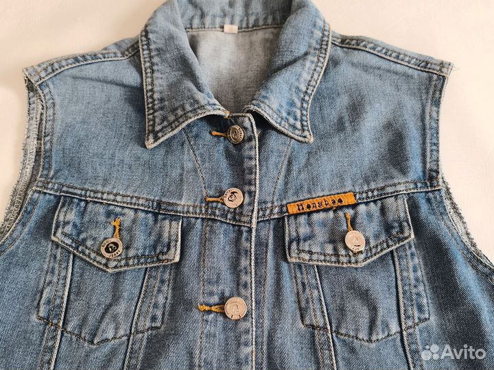 Джинсовый жилет женский 42-44 размер