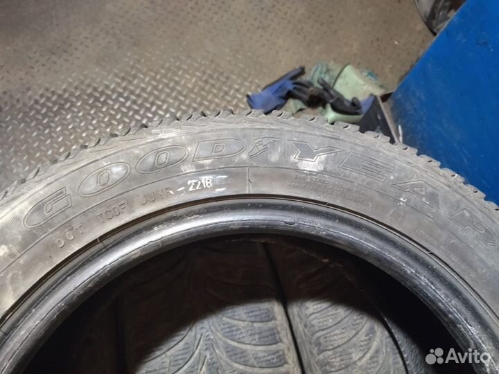 Goodyear Ice Navi 6 205/55 R16