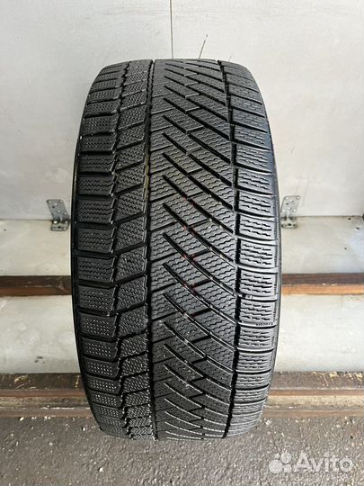 Continental ContiVikingContact 6 235/35 R19