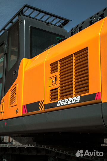 Гусеничный экскаватор SINOMACH GE220S, 2023