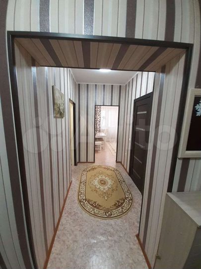 2-к. квартира, 67,3 м², 1/4 эт.