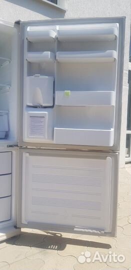 Холодильник Samsung с кулером