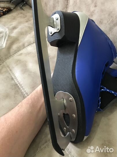 Коньки женские 41