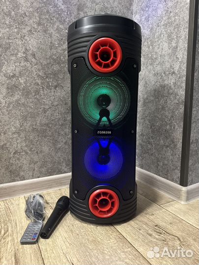 Блютуз колонка с микрофоном,большая. Новая