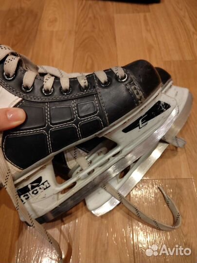 Коньки CCM 92 (34 размер)