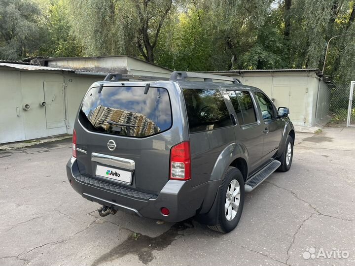 Nissan Pathfinder 2.5 AT, 2010, 167 500 км