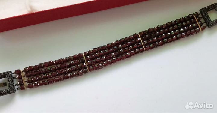 Браслет с гранатом