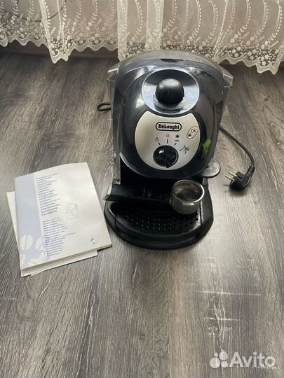 Кофеварка рожковая delonghi