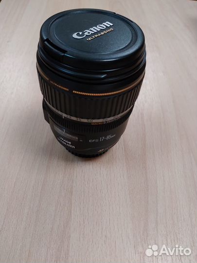 Объектив Canon EF-S 17-85mm