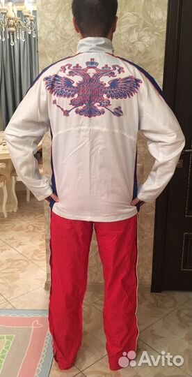 Спортивная куртка. Олимпийка