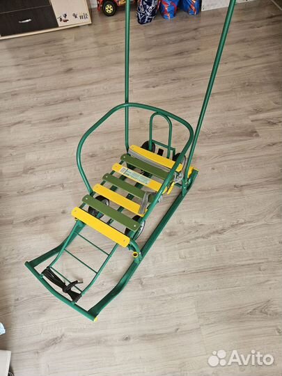 Санки с колесами