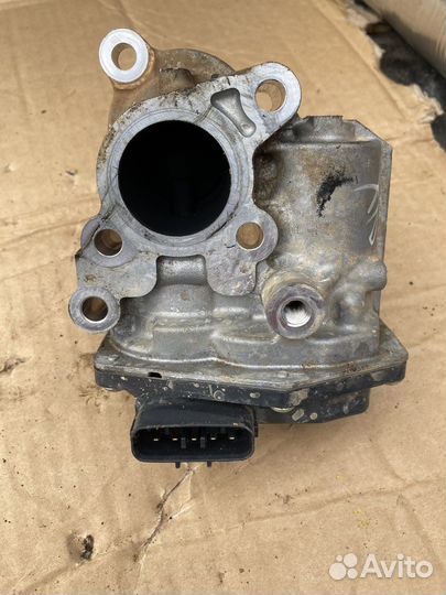 Клапан егр Toyota Fortuner 2