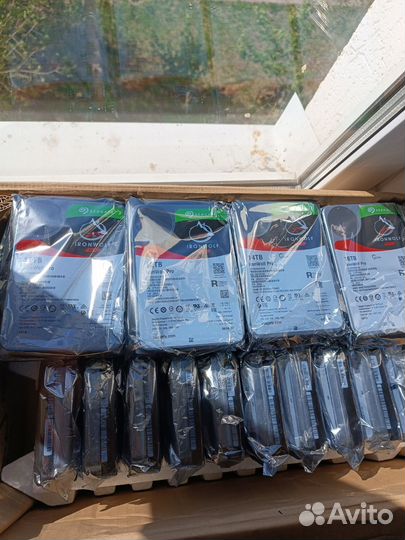 Жёсткий диск iron wolf 14-16TB