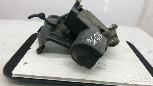 Мотор стеклоочистителя лобового стекла mitsubishi