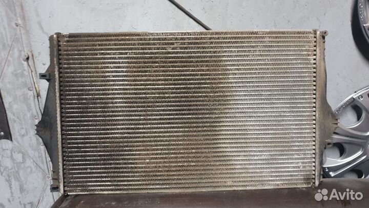 Радиатор интеркуллера вольво Volvo S60 XC60 S80