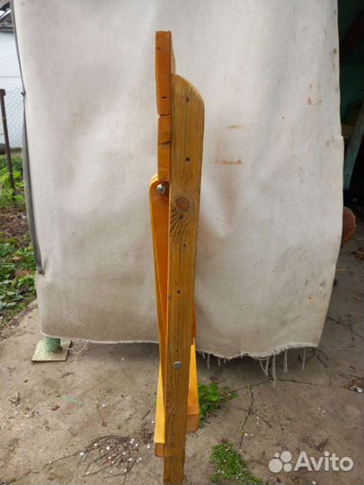 Стул складной деревянный