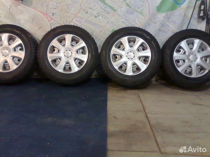 R16 Viatti Bosco Nordico V-523 215/65, PCD 5x114.3 DIA 67.1