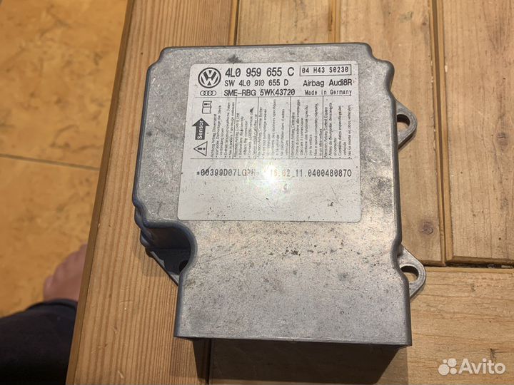 Блок управления Air Bag (SRS) Audi Q7