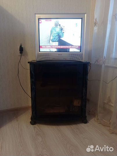 Тумба под телевизор бу