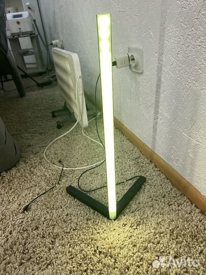 Лампа светодиодная настольная