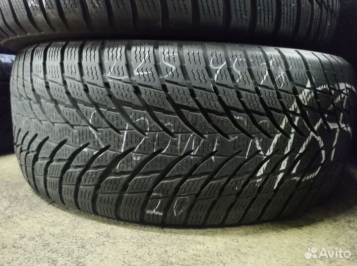 Nokian Tyres WR Snowproof 225/45 R18 W