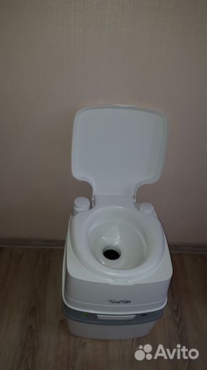 Продаю биотуалет thetford porta potti 365