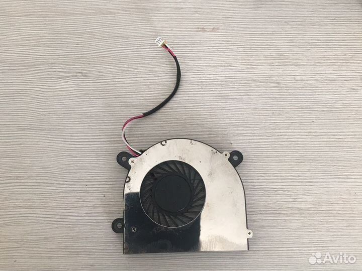 Куллер для ноутбука DNS W253EUQ