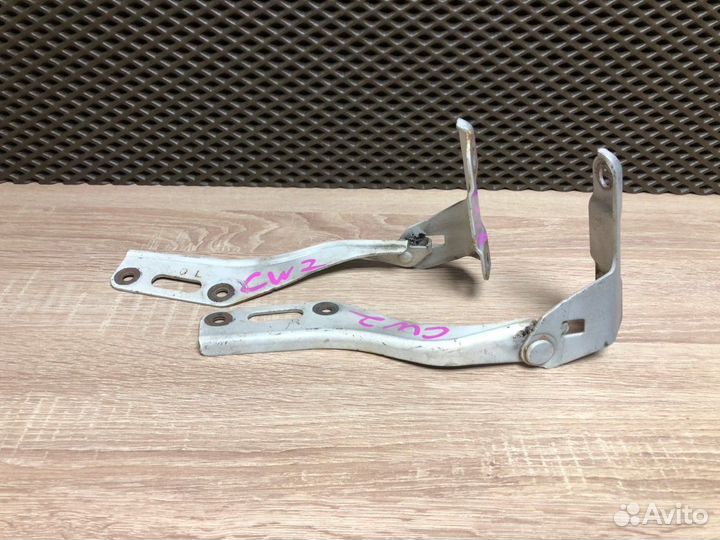 Петля капота Honda Accord 8 2008