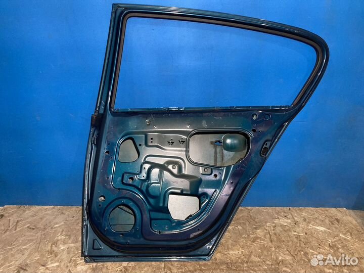 Дверь задняя правая Opel Astra H Разбор