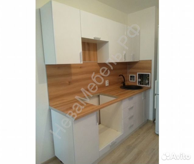 Кухня прямая Белый глянец 210 см