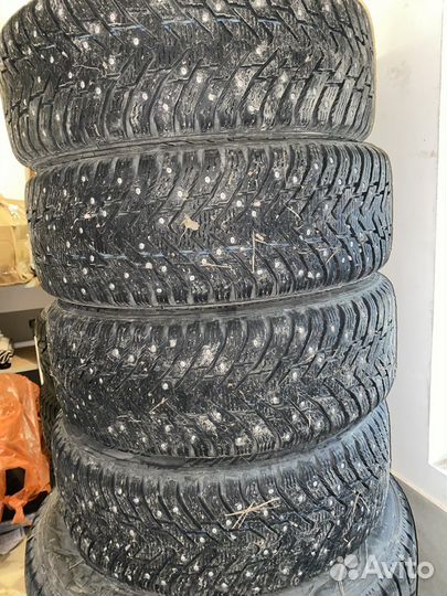 R16 Nokian Tyres Hakkapeliitta 8 205/55, PCD 5x114.3 DIA 70.1