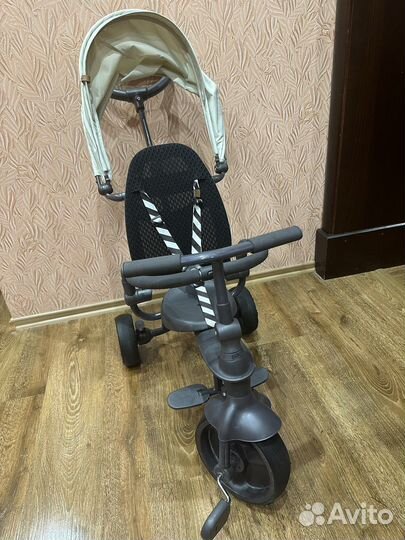 Детский трехколесный велосипед Happy Baby