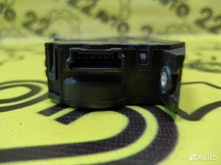 Замок бардачка Bmw X5 E70 N52B30 12.2008