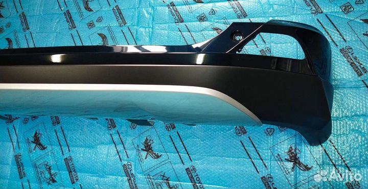 Задний бампер Рав 4 4 под установку синий металлик