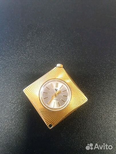 Часы-кулон Чайка СССР