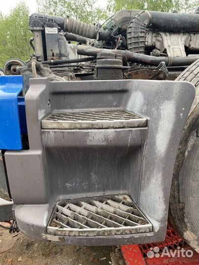 Подножка volvo FL